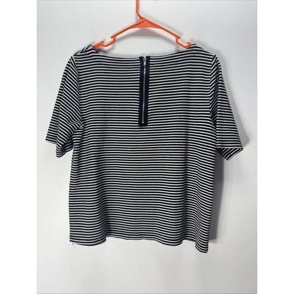 Gap Women’s Black/White Striped Blouse top cropped with Back Zip modal sz M - Picture 6 of 11